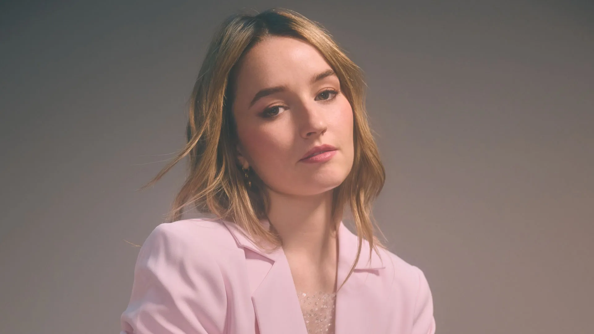 	Kaitlyn Dever	